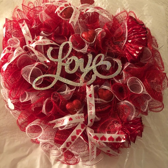 Valentines Wreath D2